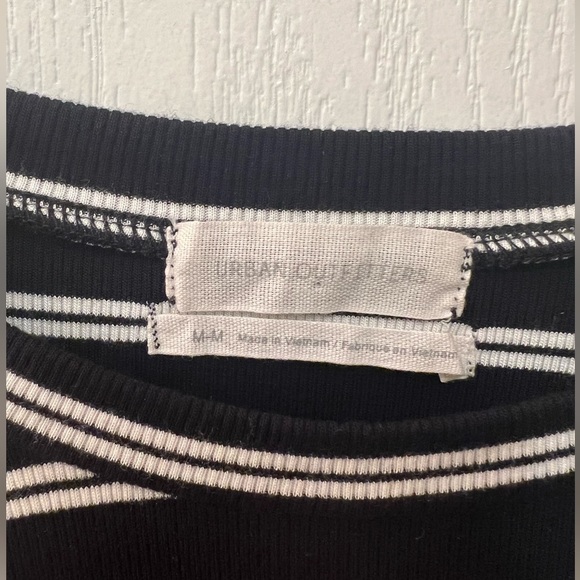 Urban Outfitters striped flare sleeve top - Picture 3 of 4